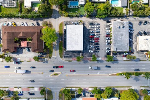 Commercial property in Hollywood, Florida № 2174229 - photo 3