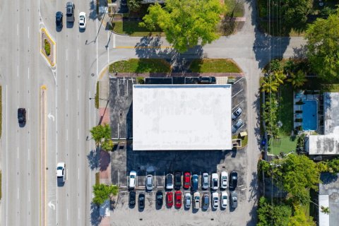 Commercial property in Hollywood, Florida № 2174229 - photo 24