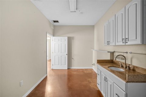 Immobilier commercial à vendre à Tampa, Floride: 232.26 m2 № 1898730 - photo 25