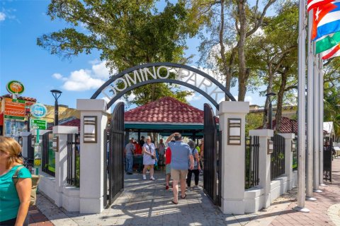 Condominio en venta en Miami, Florida, 2 dormitorios, 81.94 m2 № 2032034 - foto 21