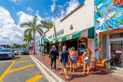 Condominio en venta en Miami, Florida, 2 dormitorios, 81.94 m2 № 2032034 - foto 2