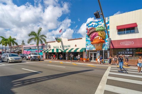 Condominio en venta en Miami, Florida, 2 dormitorios, 81.94 m2 № 2032034 - foto 23