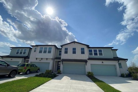 Touwnhouse à Davenport, Floride 3 chambres, 201.97 m2 № 2379788