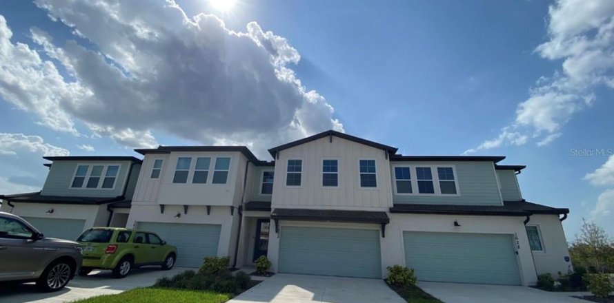 Touwnhouse à Davenport, Floride 3 chambres, 201.97 m2 № 2379788