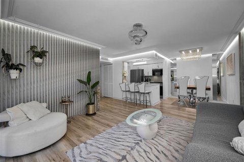 Copropriété à vendre à Largo, Floride: 2 chambres, 76.46 m2 № 2232169 - photo 7