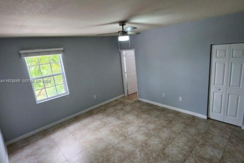 Townhouse in Miami, Florida 4 bedrooms, 214.79 sq.m. № 2033264 - photo 12