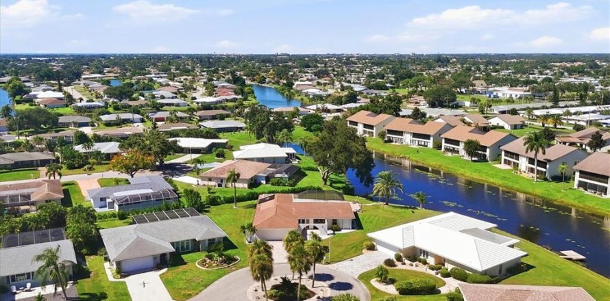 Villa ou maison à Venice, Floride 3 chambres, 193.79 m2 № 2428925