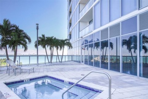 Copropriété à louer à Miami, Floride: 2 chambres, 107.58 m2 № 2348734 - photo 9