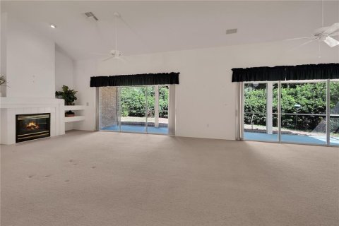 Casa en venta en DeLand, Florida, 4 dormitorios, 227.42 m2 № 2386100 - foto 8