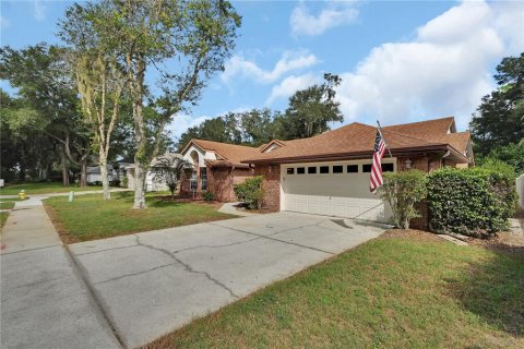 Casa en venta en DeLand, Florida, 4 dormitorios, 227.42 m2 № 2386100 - foto 3