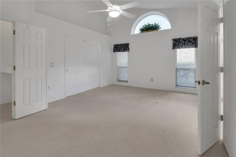 Casa en venta en DeLand, Florida, 4 dormitorios, 227.42 m2 № 2386100 - foto 17