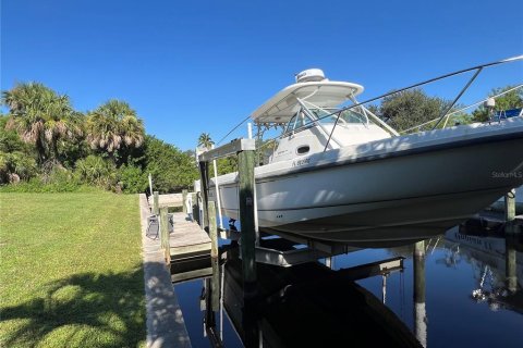 House in Port Charlotte, Florida 3 bedrooms, 118.73 sq.m. № 1901191 - photo 4