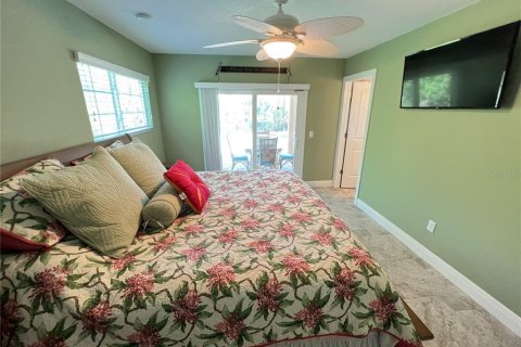 House in Port Charlotte, Florida 3 bedrooms, 118.73 sq.m. № 1901191 - photo 23