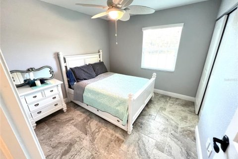 House in Port Charlotte, Florida 3 bedrooms, 118.73 sq.m. № 1901191 - photo 18
