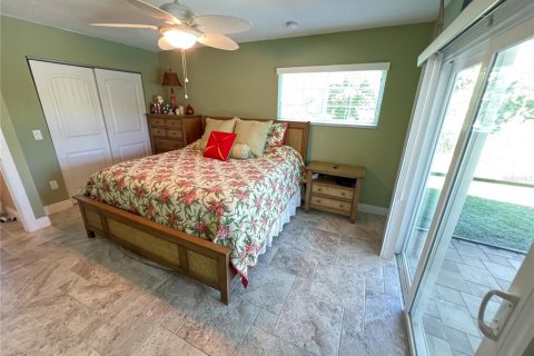 House in Port Charlotte, Florida 3 bedrooms, 118.73 sq.m. № 1901191 - photo 24