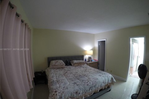 Apartamento en alquiler en Fort Lauderdale, Florida, 1 dormitorio, 63.64 m2 № 2011426 - foto 8