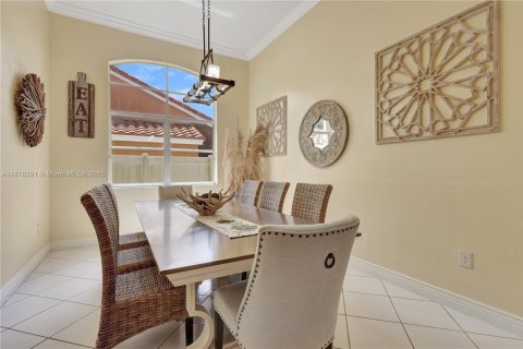 Casa en venta en Miramar, Florida, 4 dormitorios, 224.27 m2 № 1982827 - foto 19