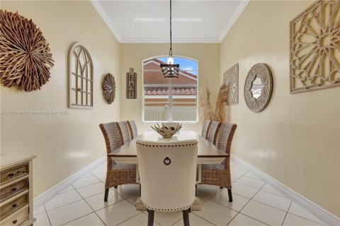 Casa en venta en Miramar, Florida, 4 dormitorios, 224.27 m2 № 1982827 - foto 18