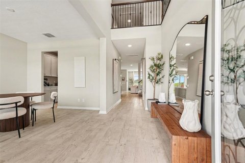 Villa ou maison à vendre à Zephyrhills, Floride: 5 chambres, 349.31 m2 № 2149905 - photo 5