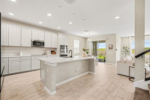 Villa ou maison à vendre à Zephyrhills, Floride: 5 chambres, 349.31 m2 № 2149905 - photo 10