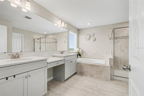 Villa ou maison à vendre à Zephyrhills, Floride: 5 chambres, 349.31 m2 № 2149905 - photo 20
