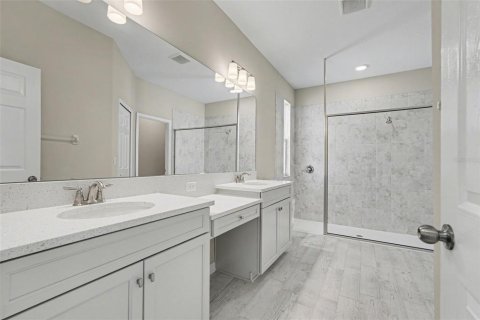 Villa ou maison à vendre à Zephyrhills, Floride: 5 chambres, 349.31 m2 № 2149905 - photo 18