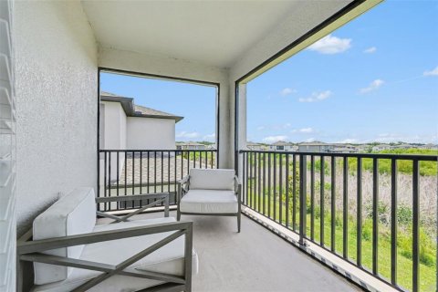 Villa ou maison à vendre à Zephyrhills, Floride: 5 chambres, 349.31 m2 № 2149905 - photo 24