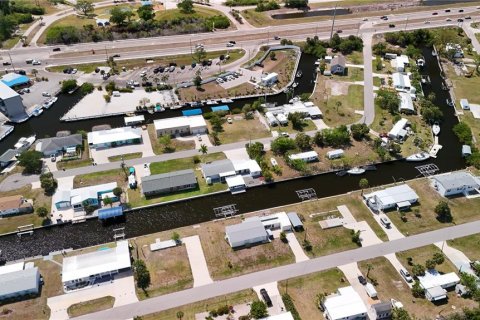 Land in Port Charlotte, Florida № 2112546 - photo 8