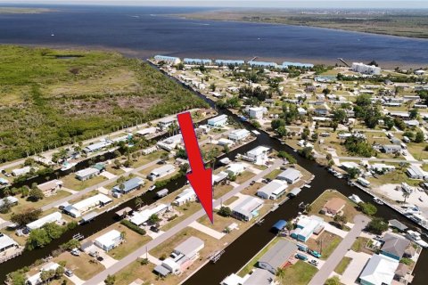 Terrain à Port Charlotte, Floride № 2112546