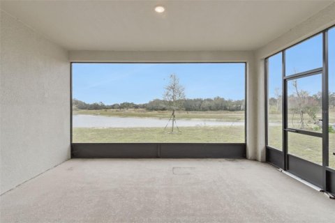 House in Haines City, Florida 4 bedrooms, 180.79 sq.m. № 2214549 - photo 29
