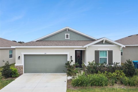 House in Haines City, Florida 4 bedrooms, 180.79 sq.m. № 2214549