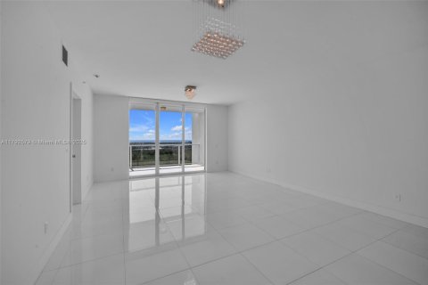 Купить кондоминиум в Норт-Майами, Флорида 2 спальни, 148.92м2, № 1941575 - фото 29