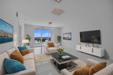 Купить кондоминиум в Норт-Майами, Флорида 2 спальни, 148.92м2, № 1941575 - фото 3