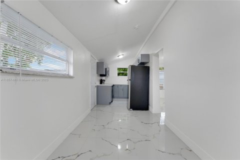 Propiedad comercial en venta en Homestead, Florida, 201.78 m2 № 1890933 - foto 11