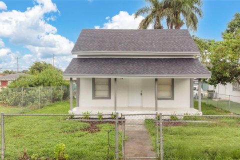Propiedad comercial en venta en Homestead, Florida, 201.78 m2 № 1890933 - foto 20