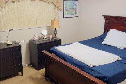 Condominio en venta en Sunrise, Florida, 2 dormitorios, 99.78 m2 № 1933872 - foto 10