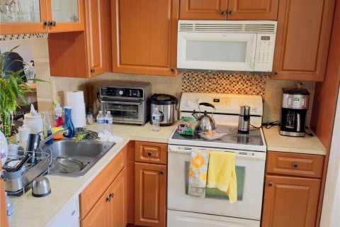 Condominio en venta en Sunrise, Florida, 2 dormitorios, 99.78 m2 № 1933872 - foto 12