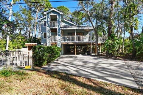 Villa ou maison à vendre à Seminole, Floride: 4 chambres, 229.93 m2 № 2143693 - photo 2