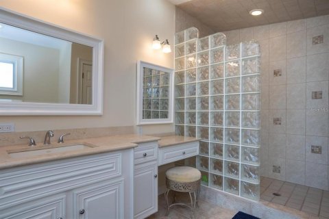 Casa en alquiler en Saint Pete Beach, Florida, 4 dormitorios, 290.51 m2 № 1793902 - foto 28