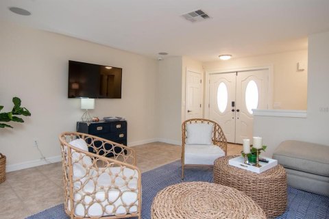 Casa en alquiler en Saint Pete Beach, Florida, 4 dormitorios, 290.51 m2 № 1793902 - foto 21