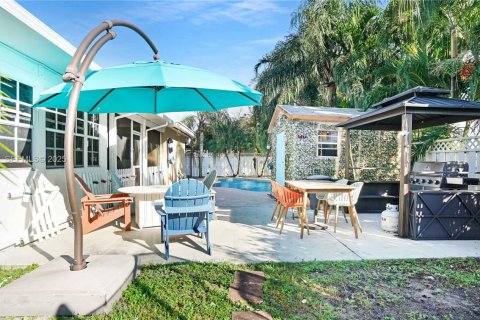 House in Pembroke Pines, Florida 4 bedrooms, 137.68 sq.m. № 1987654 - photo 20