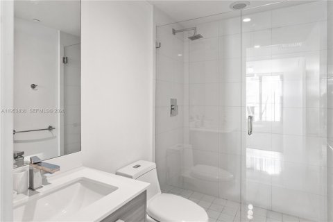 Купить кондоминиум в Майами, Флорида 2 спальни, 107.3м2, № 2008214 - фото 17