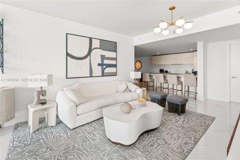 Купить кондоминиум в Майами, Флорида 2 спальни, 107.3м2, № 2008214 - фото 7