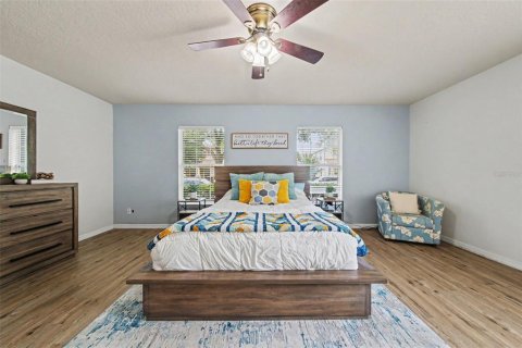 Villa ou maison à vendre à Orlando, Floride: 4 chambres, 276.01 m2 № 2157827 - photo 3