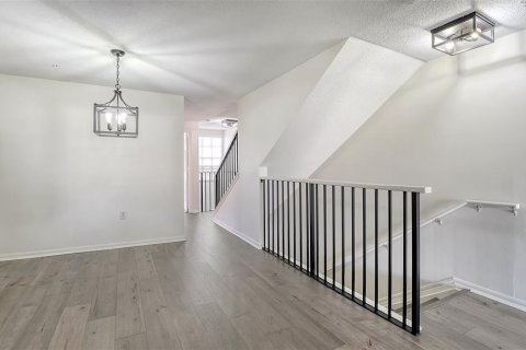 Copropriété à vendre à Sarasota, Floride: 2 chambres, 120.59 m2 № 1906048 - photo 21