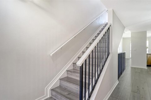 Copropriété à vendre à Sarasota, Floride: 2 chambres, 120.59 m2 № 1906048 - photo 9