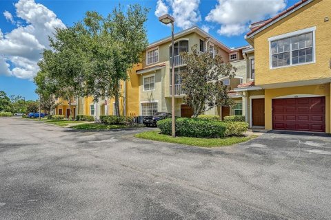 Copropriété à vendre à Sarasota, Floride: 2 chambres, 120.59 m2 № 1906048 - photo 1