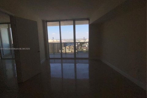 Copropriété à vendre à Hallandale Beach, Floride: 2 chambres, 100.89 m2 № 1692757 - photo 6