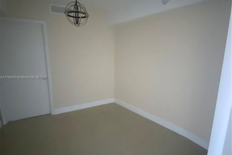Copropriété à vendre à Hallandale Beach, Floride: 2 chambres, 100.89 m2 № 1692757 - photo 4