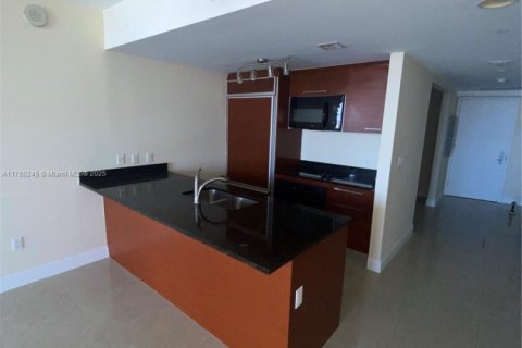 Copropriété à vendre à Hallandale Beach, Floride: 2 chambres, 100.89 m2 № 1692757 - photo 5